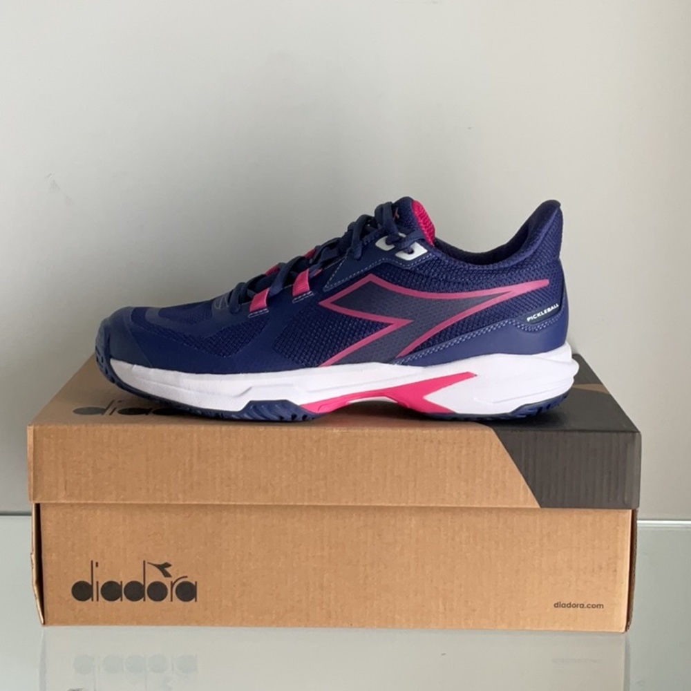 Women’s Diadora Trofeo 2 W AG PKL